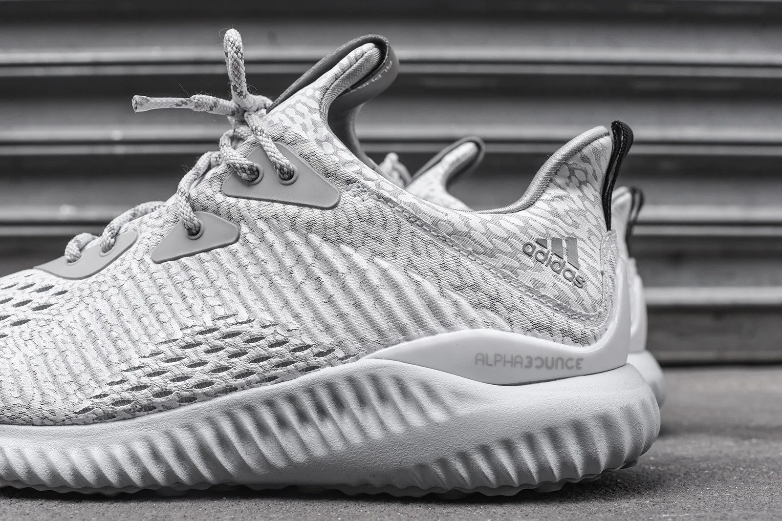 adidas Alpha Bounce AMS - White