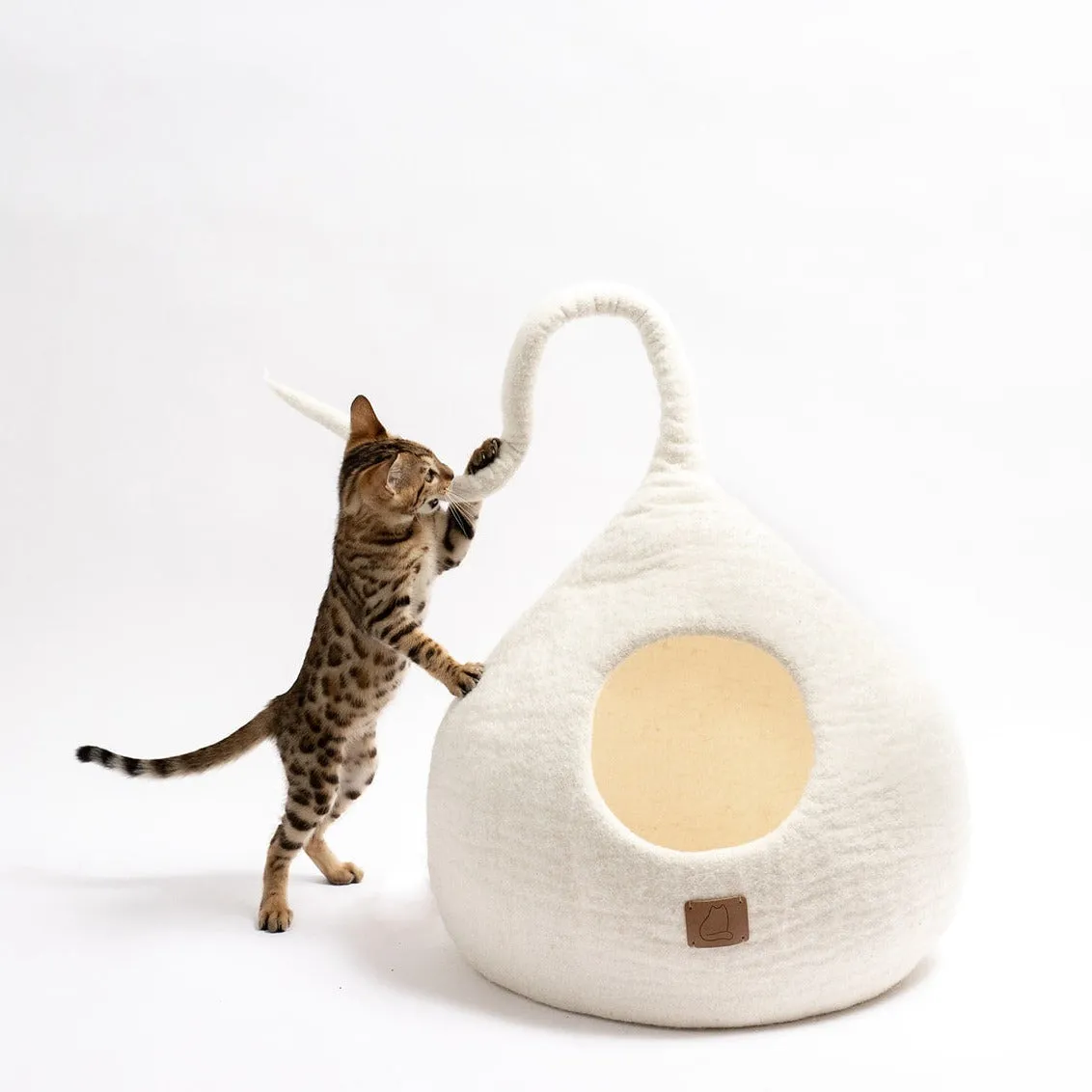 Deluxe Handcrafted Felt Cat Cave With Tail - Snow White